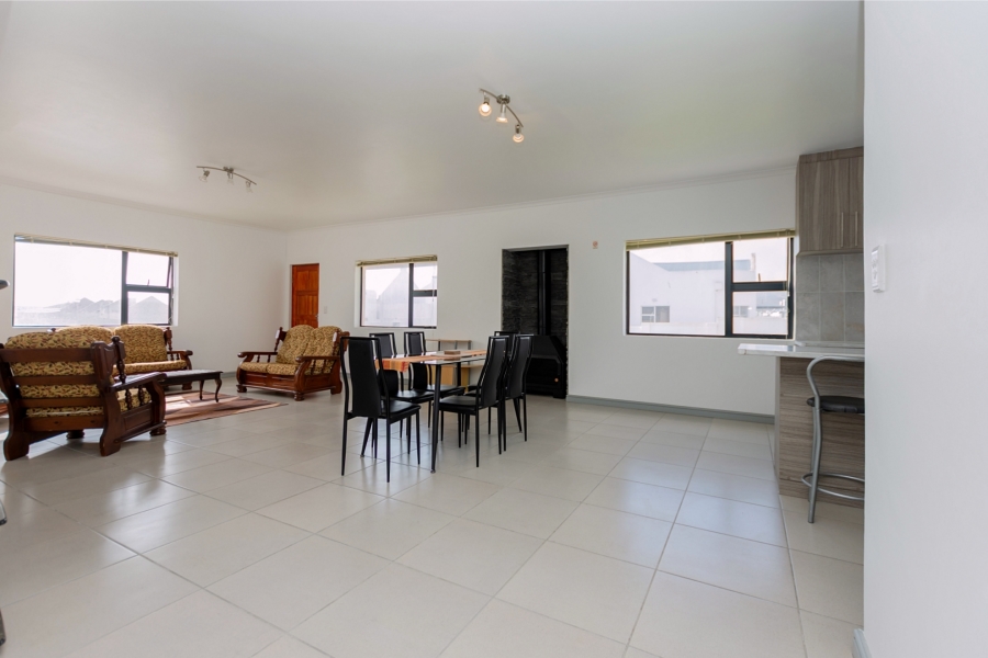 4 Bedroom Property for Sale in Harbour Heights Western Cape